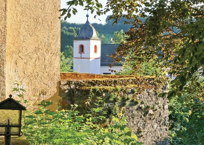 5 In Дом отдыха *